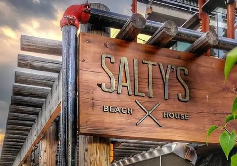Top 6 restaurants in Penticton near Skaha Hills